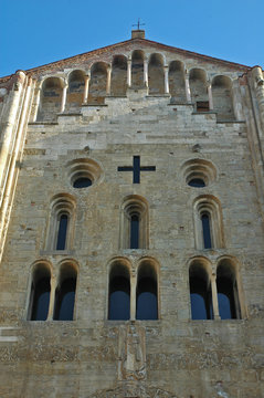 Pavia, la Basilica di San Michele