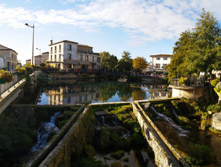 Le ruisseau de l'ILSE SUR SORGUE