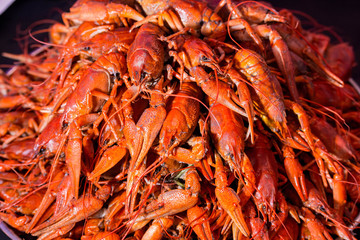 boiled red crawfish