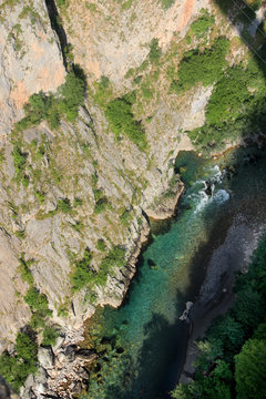 Beautiful river Tara, Montenegro © Tanouchka