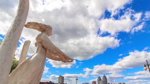 timelapse obolon olympic sculpture
