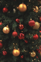 Obraz na płótnie Canvas Red and gold Christmas ornaments