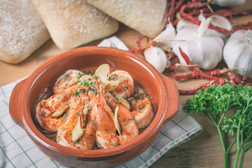 Fried Shrimp With Garlic Paper