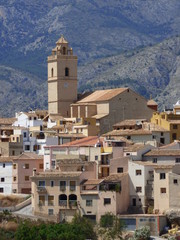 Obraz premium Polop, actualmente conocido como Polop de la Marina, es un municipio de la Comunidad Valenciana situado en el noreste de la provincia de Alicante, en la comarca de la Marina Baja