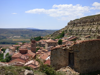 Fototapeta na wymiar Allepuz. Pueblo de la comarca Maestrazgo en la provincia de Teruel, en la comunidad autónoma de Aragón, España.
