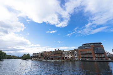 ウィンザーのテムズ川沿いの風景