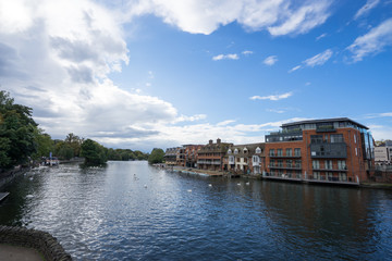 Fototapeta premium ウィンザーのテムズ川沿いの風景