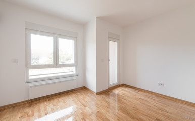Obraz premium Empty room in new apartment after renovation
