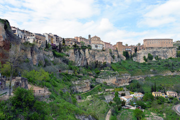 Fototapeta na wymiar Panorama der Altstadt von Cuenca Spanien