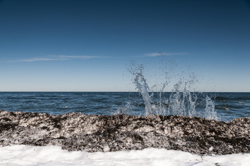 Schnee und Eis auf Rügen, der größten Insel Deutschlands, zugehörig zu Mecklenburg-Vorpommern 
