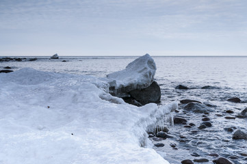 Schnee und Eis auf Rügen, der größten Insel Deutschlands, zugehörig zu Mecklenburg-Vorpommern 