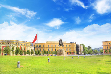 Fototapeta premium Monument to Skanderbeg in Scanderbeg Square in the center of Tirana, Albania 