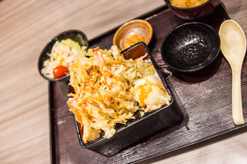 Box's food for have lunch