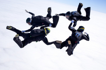 Fototapeta na wymiar 4 way formation skydiving
