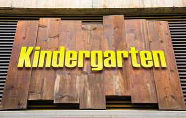 Schild 222 - Kindergarten