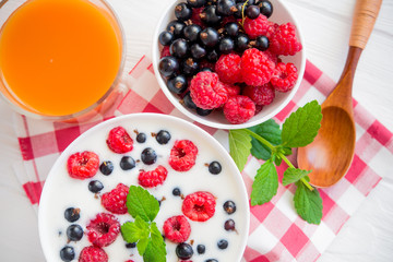 raspberry fruit and fresh mint