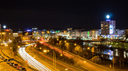 Fototapeta na wymiar Saarbrücken bei Nacht