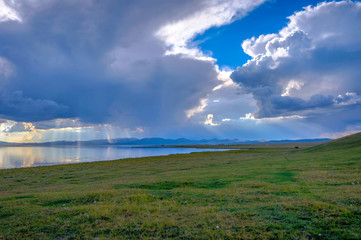 Sunrays thru stormy clouds