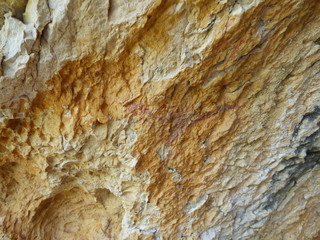 Tirig. Pinturas rupestres, Cueva de los Caballos y  Cuevas del Civil. Patrimonio de la Humanidad por la UNESCO en Barranco Valltorta,Castellón, (Comunidad Valenciana, España) © VEOy.com