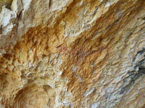 Tirig. Pinturas rupestres, Cueva de los Caballos y  Cuevas del Civil. Patrimonio de la Humanidad por la UNESCO en Barranco Valltorta,Castell&oacute;n, (Comunidad Valenciana, Espa&ntilde;a)