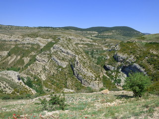 Fototapeta na wymiar Cañada de Benatanduz,pueblo de España, en la provincia de Teruel, Comunidad Autónoma de Aragón, de la comarca del Maestrazgo