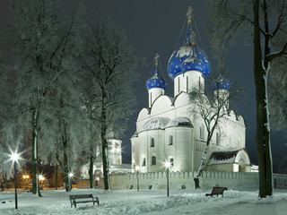 Russian winter night in Suzdal. Nativity Cathedral and the Architectural ensemble of Suzdal Kremlin.