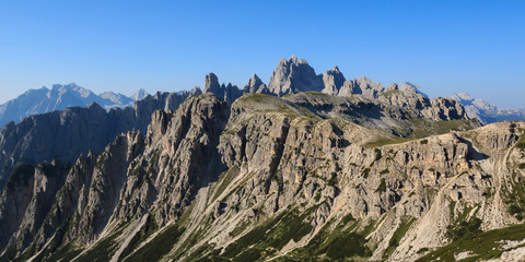 Obraz premium panorama nelle dolomiti di Sesto, nei pressi delle tre cime di Lavaredo