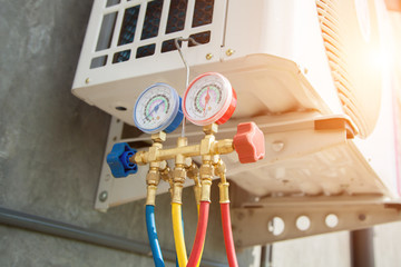 manometers measuring equipment for filling air conditioners,gauges.