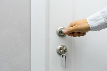 Opening a hotel door concept