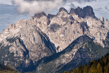 Blick auf die Dolomiten von der Bergstation Col de Varda in Italien