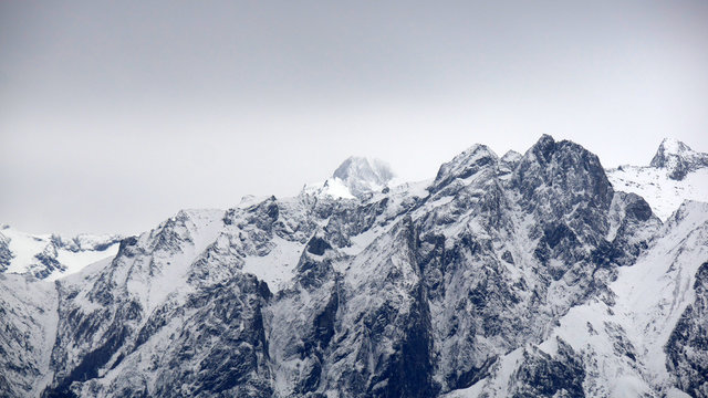 Panorama delle Alpi Lecchesi in inverno