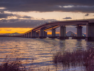 Fototapeta premium 琵琶湖大橋