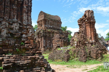 Fototapeta premium 世界遺産のミーソン聖域
