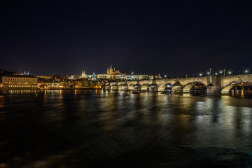 Fototapeta na wymiar Charles Bridge and Prague Castle at night - Czech Republic