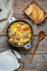 stewed potatoes with chicken and vegetables