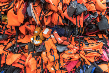 Hochsee Rettungsweste von Flüchtlingen getragen auf dem Meer