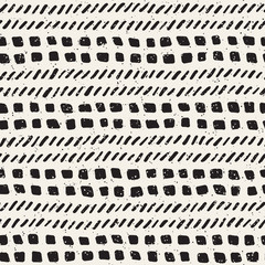 Seamless pattern with hand drawn brush strokes. Ink doodle grunge illustration. Geometric vector pattern.