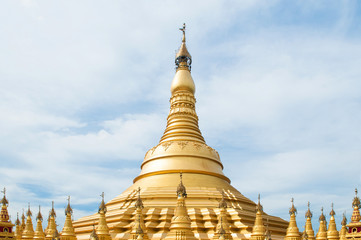 Fototapeta premium Simulate of Shwedagon Pagoda at Suwankiri Temple, Ranong, Thailand