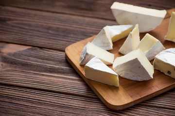 delicious cheese camembert set