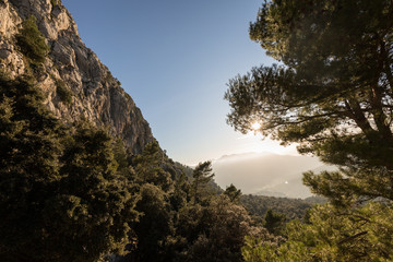 Aussicht mit Sonnenuntergang im Tramontana Gebirge auf Mallorca