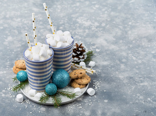 Fototapeta premium Mugs with marshmellows