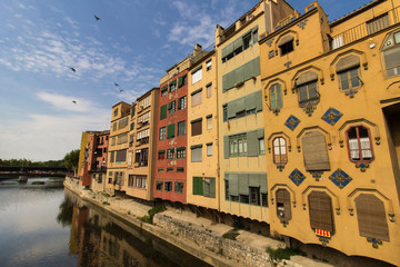 Fototapeta na wymiar Girona cityscape, northern Spain - looking out over the Onyar river