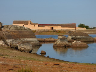 Los Barruecos, paraje natural en Caceres (Extremadura,España) en  el pueblo Malpartida de Caceres