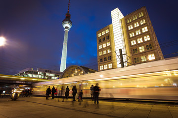 Bewegung am Alexanderplatz 