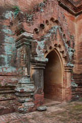 Porte de temple, Bagan, Myanmar/Birmanie