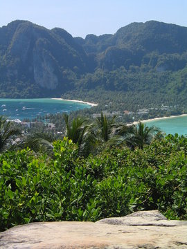 Tailandia. Phi Phi /Koh Phi Phi, islas de Krabi en el mar de Andamán, al sur del pais