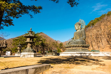 Fototapeta na wymiar The Great Unification Buddha Tongil Daebul of Sinheungsa temple.