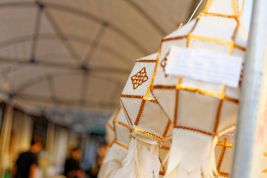 Paper Lantern : The rivers festival in the north of Thailand that to make offer to Buddha.