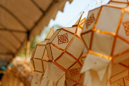 Paper Lantern : The rivers festival in the north of Thailand that to make offer to Buddha.