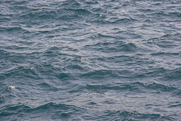 Hintergrund - bewegtes Wasser eines Sees